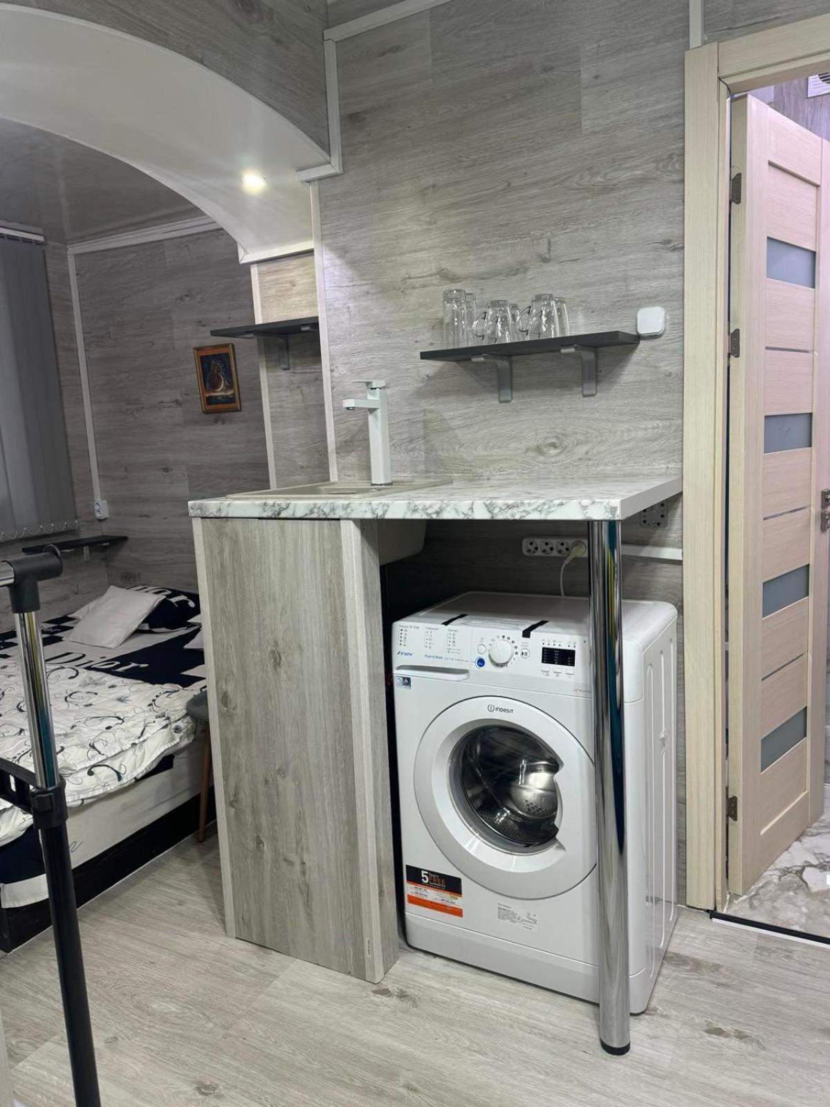 Cozy Good Apartment 키시나우 외부 사진